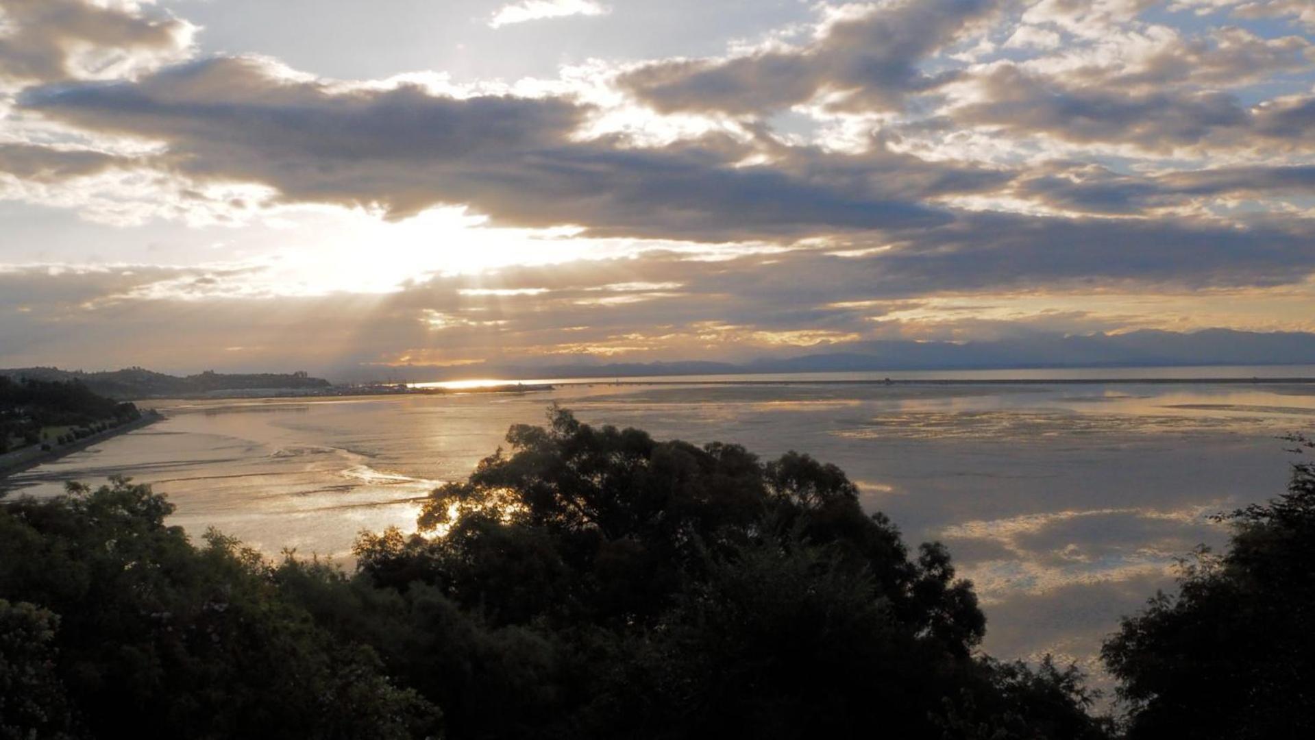 Sunset Haven In Nelson Villa Bagian luar foto